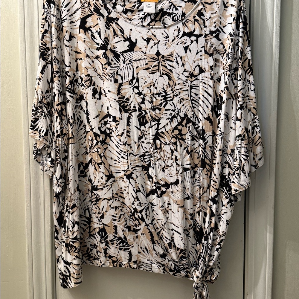 Ruby Rd 3x top in shades of black, cream and tan